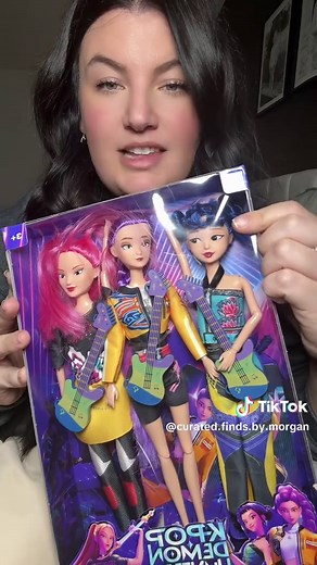 These K-pop Demon Hunters dolls are so cool — fully poseable, super detailed, and they look just like characters straight out of an anime. Such a fun gift for kids who love K-pop, magical girl shows, or collectible dolls. #kpop #kpopdemonhunters #sajaboys #huntrix #kpopdemonhunter