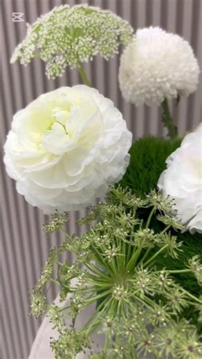 #piano #music #relaxingmusic #fantasy #love #flowers #classicalmusic #florist #lifeisbutadream