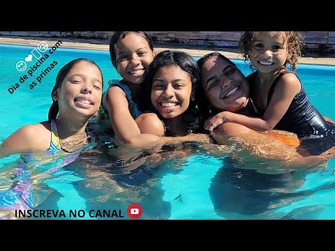 piscina com as primas