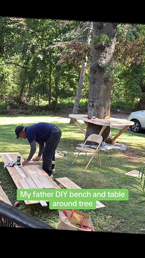 DIY Bench and Table Around a Tree