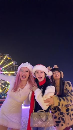 Rach 🩵 on Instagram: "Cute girls #girls #rizz"