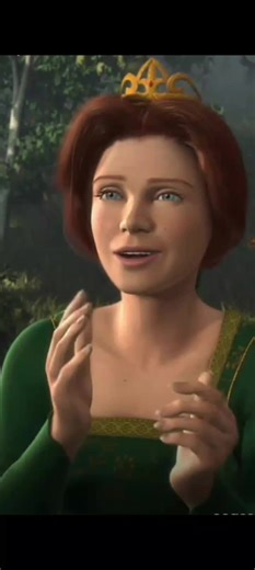 Fiona's Powerful Voice Makes the Bird React!