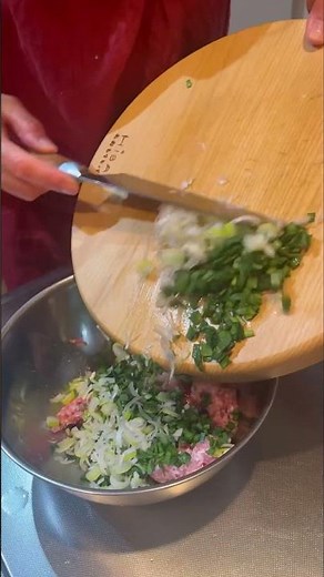 ＼我が家の定番／焼き餃子 レシピはコメント欄に記載 #shorts