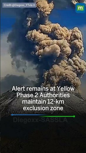 Tower of ash! - Popocatepetl volcano spews 3km plume into Mexico's skies