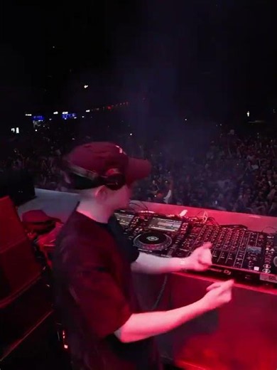 Massano – Simulate Live in Istanbul 🇹🇷🔥 #shorts
