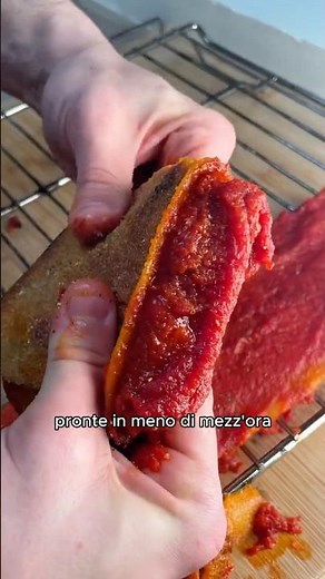 LINGUE DI PIZZA ROSSA ALLA ROMANA: pronte in 30 minuti! #pizza #rossa #romana #croccante #pomodoro