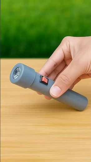 Unbelievable! I Made a Powerful Flashlight From Trash