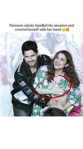Why Did She react Like This.❓😳 #parineetichopra #aliabhatt #bollywood #shortsfeed #viralshots