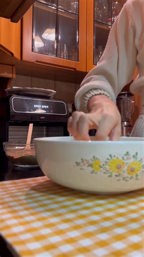 106K views · 3.2K reactions | Apple fritters cu țiți來♥️殺 | AA Battery | Facebook