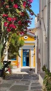 Paros stole our hearts and we’re not even sorry 🇬🇷🌊 Save this guide for your Paros trip