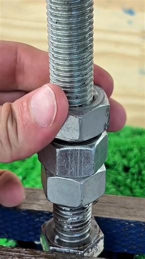 How to join threaded rods using only 3 nuts The simple, easy trick anyone can do. #USA #WorkshopHack #ThreadedRodFix | Quotes Of Life