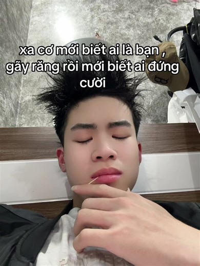 nguyên chỗ để tăm mà =))))