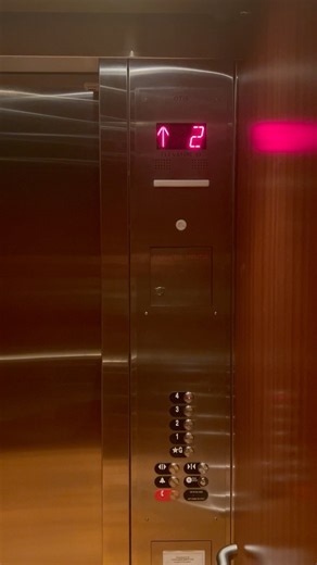 EPIC MOTOR on an #otis HydroAccel Hydraulic #elevator