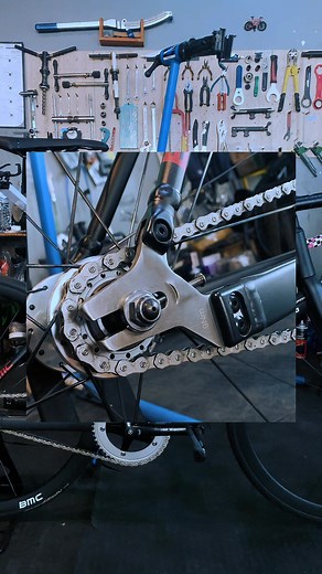 Ready in Store . BMC Track Machine #fixie #bmc #fixiebike #bikeshop #fixieindonesia #trackmachine #singlespeed