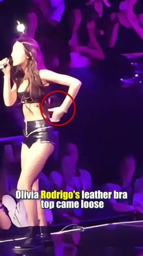 6 most embarrassing celebrity wardrobe malfunction incidents #usa #celebrity #hollywood #fyp #celebrities | Celebrity Gossip