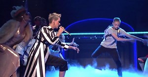 SNL Backpack kid dance (HD) | Video