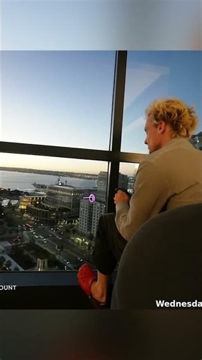 What a nice view #dubyathon2 #twitchcon2025 #hotel #officedrummer #fyp #viral