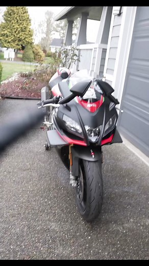 How to balance Motorcycle wheels #motorcycles #motorcyclesoftiktok #wheelbalance #bikelife #sportbikelife #sportbike