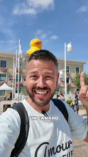 14K views · 674 reactions | Ce dimanche , j'étais à la Fête du Canard de @villededuclair , à 20 minutes de Rouen . J'ai pu découvrir le canard de Duclair et déguster l'une des spécialités régionales : le canard à la presse, préparé par des maîtres canardiers ! #florianonair #canard #duclair #rouen #normandie #normandietourisme #foodie #foodies | Florian OnAir | Facebook