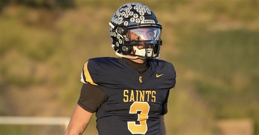 Touted QB Caden Jones has special bond at Arizona