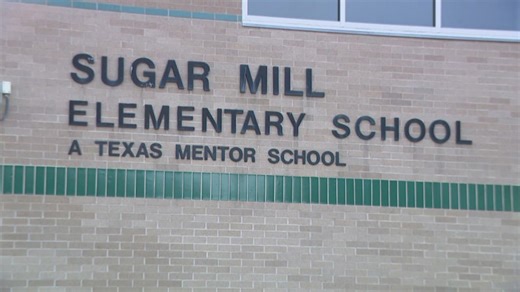 Parents, students protest Fort Bend ISD proposal to close or consolidate elementary schools