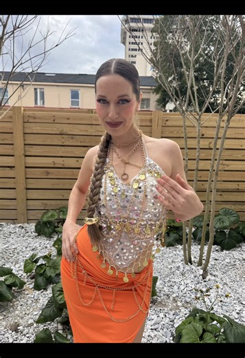 What do y’all think of this fit?🌙🧡✨🔥 #showgirl #bellydancer #performer #giglife #jaxperformer