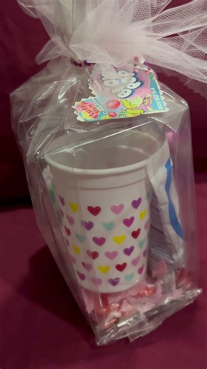 Blow Pop candy gift grab and go