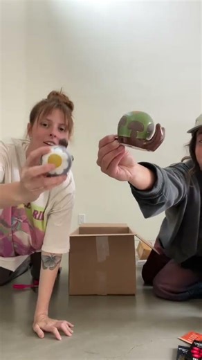 cryin at the frog hook tho Urban Outfitters unboxing... #Shorts #fuzzandfuzz