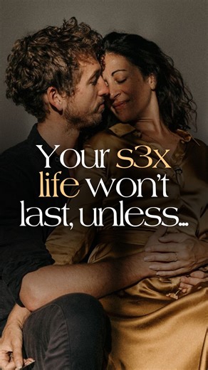 Embodied Awakening Academy | Global Tantra School on Instagram: "Intimacy doesn’t stay alive on its own. It’s something we tend to. Breathe into. Choose again and again. ➡ What I see so often is that couples slowly slip into functionality…. co-parenting, co-existing & co-managing life while the pulse of Eros becomes thinner and thinner. This is because no one is consciously tending the fire. 🔥 Intimacy is devotion, not obligation. → The devotion that asks you to meet your beloved with presence 