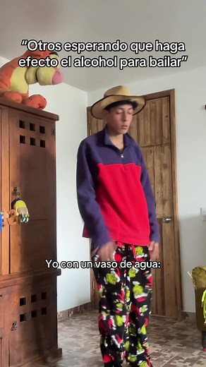 Como Bailar El Botecito con un Vaso de Agua | Cumbia para Bailar