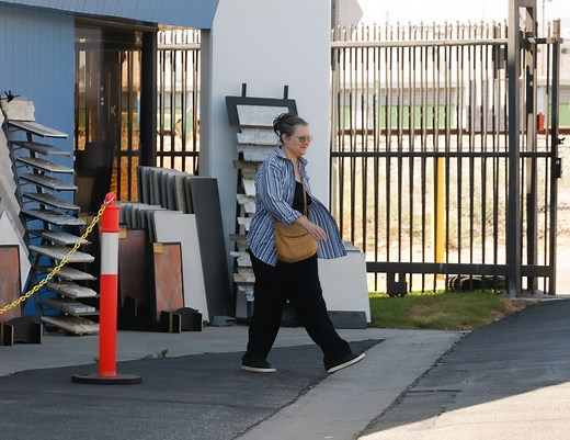 How old is Bridget Fonda? 'The Godfather Part III' actress makes rare public appearance after reported 80 lb weight loss