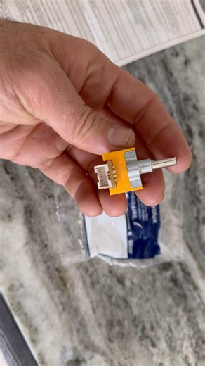 5304493649 potentiometer made for Frigidaire stove causes f16 error code and other communication