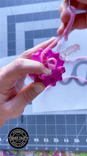 18K views · 345 reactions | Here’s the tutorial on how to make the yarn Cindy and Grinch signs on my Christmas tree.勺 #tutorials #diycrafts #tutorial #diy #crafty #crafts #CraftyIdeas #craftideas #holidaydecorating #holidaydecorating #cindylouwho #Holidaydecorations #HolidayDecorations #holidaydecor #grinch #grinchmas #GrinchmasVibes | Timber Crafts | Facebook