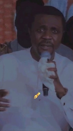 878K views · 45K reactions | Tobechukwu ( Praise God ) Song by @nathanielblow #gospellyrics_world #foryoupage #gospelmusic #nathanielbassey #tobechukwu #musiclyrics | Gospel Lyrics World | Facebook