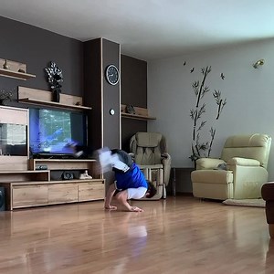 When The Cat's Away the Mice will Play Dancer BBoy Naki | BBoy World