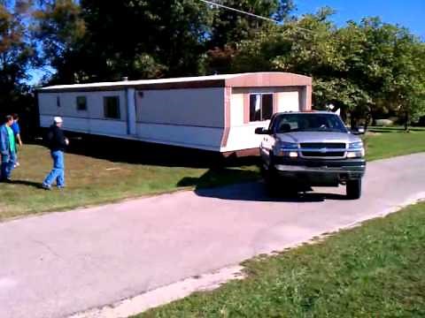 Chevy 2500 duramax pulling 75ft mobile home.