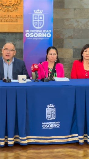 Municipalidad de Osorno on Instagram: "✨🤝Alcaldes de la provincia de Osorno, junto a la Delegación Presidencial Provincial y el gremio de Camioneros de la Provincia, se unen en ayuda de las regiones del Biobío y Ñuble, gravemente afectadas por los incendios forestales.🤝✅ ☝🏻Recuerden que recibimos; Agua Embotellada, Alimentos no perecibles, Alimentos para mascotas y Útiles de aseo sellados.🤝✅"