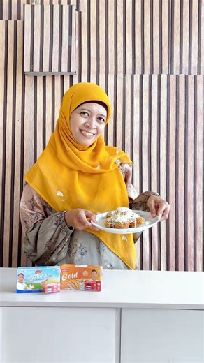 Eka Lina Rahmawati on Instagram: "Gak nyangka banget! WINCheez lagi ngadain program Berbagi Kebaikan Vol.2 dan hadiahnya bener-bener impian banget. Aku udah ikutan, siapa tahu ini rezeki aku buat berangkat Umroh bareng @ustadmaulana ✨ Caranya simpel banget: 1. Beli WINCheez yang ada kemasan khusus. 2. Temukan kode unik di dalam kemasannya. 3. Langsung scan QR Code-nya! Periode promo: Nov 2025 – Apr 2026. Ada kesempatan buat menangin: 🎁 20 Paket Umroh bareng Ustad Maulana 🎁 50 Logam Mulia 🎁 50