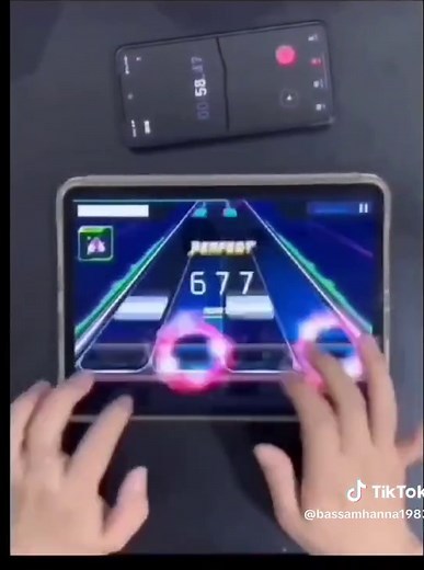 Mastering Rhythm Games: Tap Along with Virtual Guitar