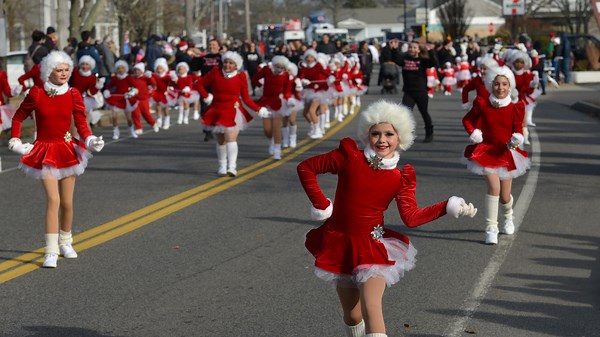 Watch Falmouth's 2024 Christmas Parade: Dancers, antique fire trucks, tiny cars, more