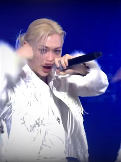 Stray Kids Perform 'Do It' at SBS Gayo Daejeon 2025