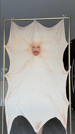 How to dress to attract a man 👀