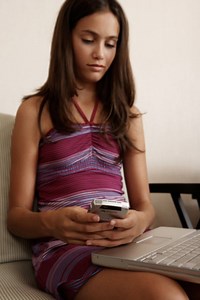 How to View Files on an iPhone From a PC | Techwalla