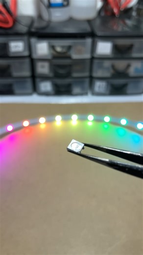 El LED RGB Programable 🔴🟢🔵 - #led #fblifestyle #electronica #tecnologia #ingenieria #microchips #nanotecnologia | Posoco2000