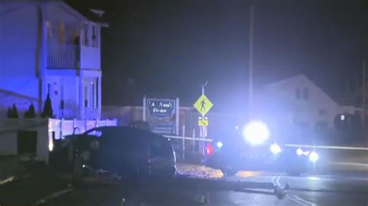 Van crash in Methuen knocks pole into road