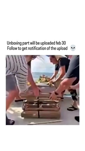 Laugh My Dears | Funny Reels on Instagram: "Wait for the unboxing part, follow to get the notification Follow and check out the profile to watch more funny videos #funnyvideos #funnyfails #unboxing #reels #fypppppppppppppppppppppppppppppppppppppppppppppppppppppppppppppppppppppp"