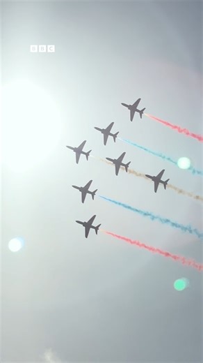 45K views · 854 reactions | The Red Arrows return to Jersey's International Air Display ✈️✨ #jerseyci #airshow #redarrows #airdisplay #rafredarrows | BBC Jersey | Facebook