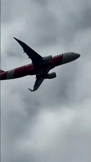 AirAsia A320 in Flight ✈️❤️ | Red Beauty in the Sky #AirAsia #A320 #AirbusA320