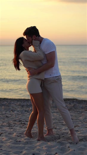 Romantic Beach Kiss Videos Compilation