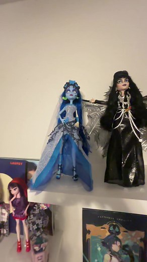 Unboxing Monster High Corpse Bride Skullector Doll